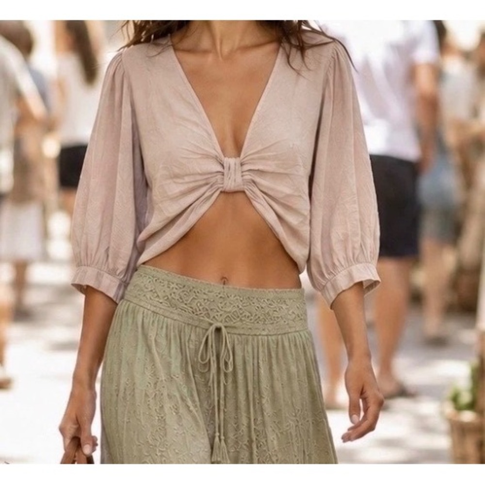 YFB Young Fabulous Broke Miranda Linen Blend Crop Top L Tan Puff Sleeve Peasant